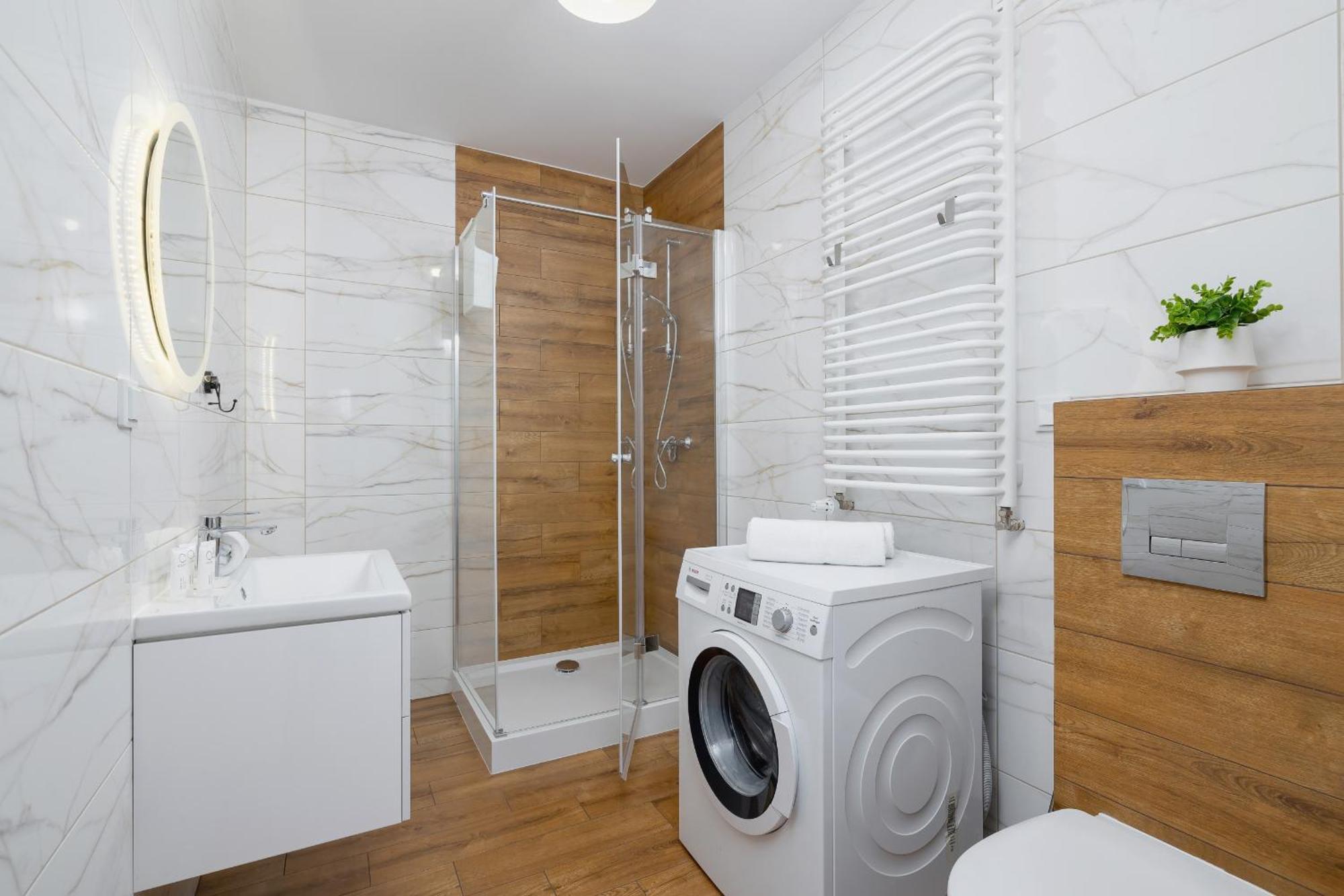 Modern Apartment With Parking Near Tauron Arena By Rent Like Home คราคูฟ ภายนอก รูปภาพ
