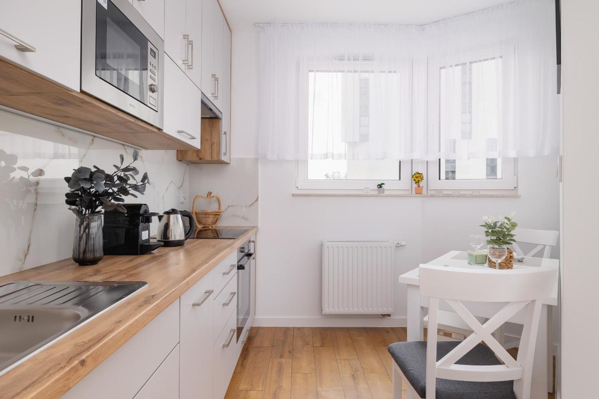 Modern Apartment With Parking Near Tauron Arena By Rent Like Home คราคูฟ ภายนอก รูปภาพ